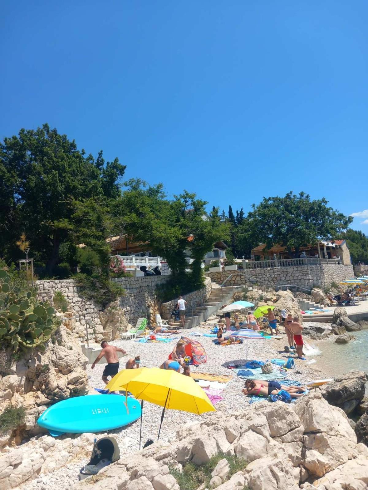 Apartments Maricic 200 Meters From The Beach โนวีวีโนดอลสกี ภายนอก รูปภาพ
