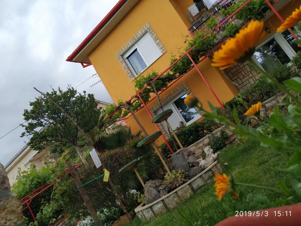Apartments Maricic 200 Meters From The Beach โนวีวีโนดอลสกี ภายนอก รูปภาพ